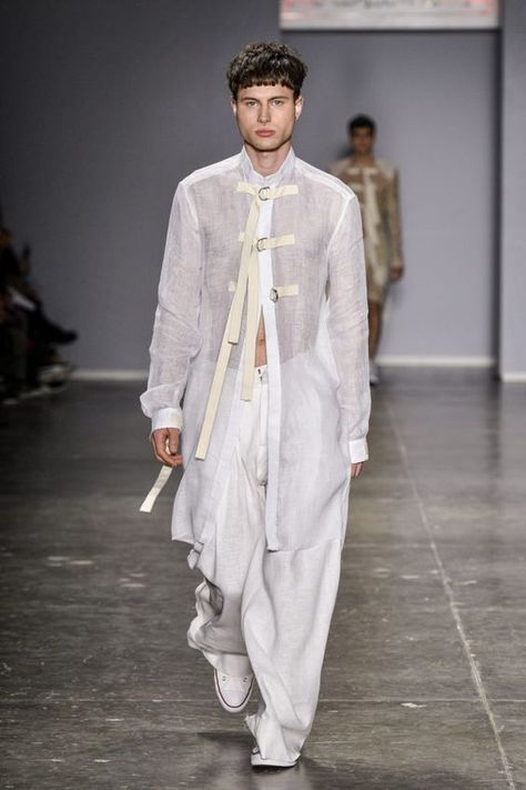 Sao Paulo Fashion, Gender Neutral Fashion, Masc Fashion, Men's Fashion Tips, High Fashion Men, Genderless Fashion, Best Mens Fashion, Men Style Tips, Foto Inspiration