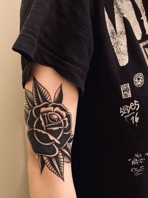 Traditional Flower Tattoo Men, Medium Piece Tattoo, Men’s Black Tattoos, Black Rose Tattoo Sleeve, Black Out Traditional Tattoo, Black Rose Tattoo Traditional, Black Out Rose Tattoo, Mens Black Tattoos, Black Traditional Flower Tattoo