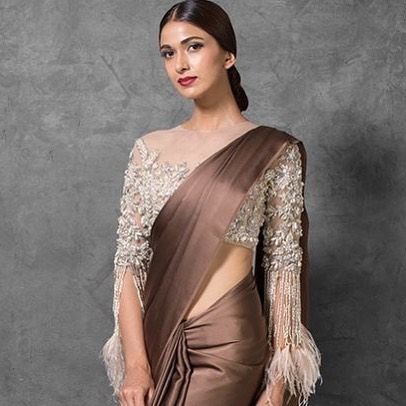 23 Trendy Full Neck Blouse Designs of This Year • Keep Me Stylish Turtle Neck Blouse Saree, Full Neck Blouse, Blows Design, Blouse Designs Images, Long Sleeve Saree Blouse, Sarees Black, Turtle Neck Blouse, Latest Blouse Design, Neck Blouse Designs