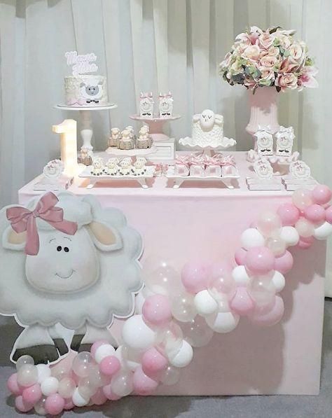 Ideas de decoración con ovejitas para niñas - Todo Bonito Birthday Cake Boys, Baby Lamb Baby Shower, Simple Baby Shower, Shower Bebe, Boy Birthday Cake, Ideas Birthday, Boy Shower, Baby Decor, Baby Birthday