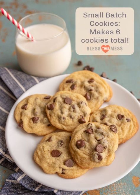 Small Recipes, Small Batch Chocolate Chip Cookies, Batch Meals, Batch Baking, Small Batch Cookies, Batch Recipes, Ultimate Chocolate Chip Cookie, Chewy Chocolate Chip, Chewy Chocolate Chip Cookies