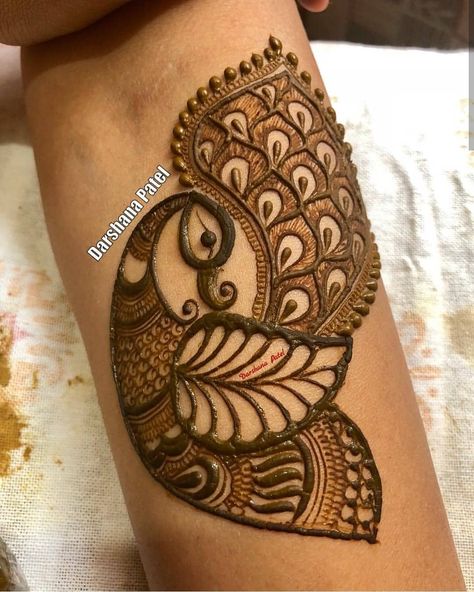 Peacock Mehndi, Beautiful Simple Mehndi Design, Peacock Mehndi Designs, Mehndi Designs 2018, Mehndi Designs Bridal Hands, Henna Art Designs, Modern Mehndi Designs, Engagement Mehndi Designs, Wedding Mehndi Designs