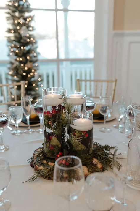 Winter Wedding Decorations in Arizona | Travel Photographer | These winter wedding table decorations were so cute and totally gave off Christmas spirit! I loved the Christmas colors and winter wedding flower decorations so much. See winter wedding decorations ideas, winter wedding venue decorations, winter wedding decorations ceremony and winter wedding decorations tables. Book my husband and I for your Arizona wedding photos or adventurous elopement photo and videography at kalimphotos.com! Winter Wedding Cocktail Hour Decor, December Wedding Dessert Table, Christmas Wedding Top Table, Venue Christmas Decorations, Winter Wedding Gifts For Guests, Winter Shower Centerpieces, Round Table Winter Centerpieces, Minimalist Christmas Wedding, Boho Christmas Wedding Decor