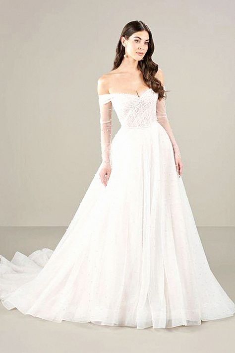 One wedding ball gown looks perfect for the bride-to-be. From behind the lens, this is a standout in pictures. For those after classic bridal beauty, collect it to your wedding dress ideas. Wedding Ball Gown, Wedding Dress Ideas, The Perfect Day, Dress Inspiration, Bridal Beauty, Ball Gowns Wedding, Boho Vibe, Bridal Dress, Dress Ideas