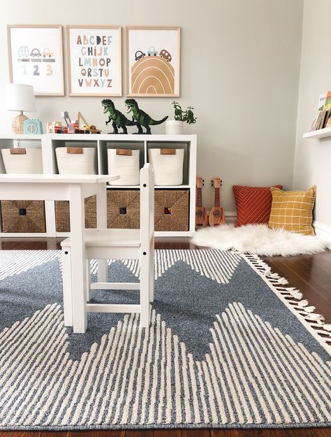 Playroom Ideas Rugs, Playroom With Cube Storage, Small Office And Playroom Combo, Cube Shelf Playroom, Playroom Cube Organizer, Storage Cube Organizer Ideas, Homeschool Playroom Ideas, Montesorri Playroom Ideas Modern, Nursery Cube Storage