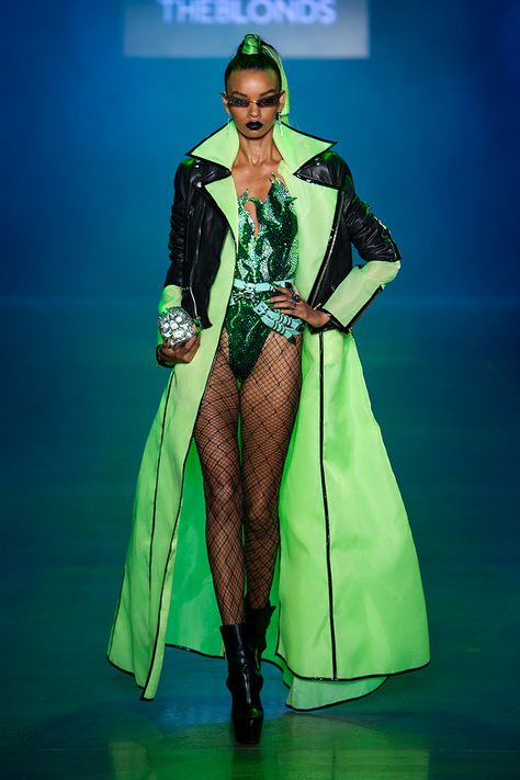 The Blonds Spring 2019 Runway - theFashionSpot The Blonds, Cyberpunk Fashion, Neon Fashion, Futuristic Fashion, Themed Outfits, Disney Villains, Stage Outfits, Mode Inspiration, Large Fashion