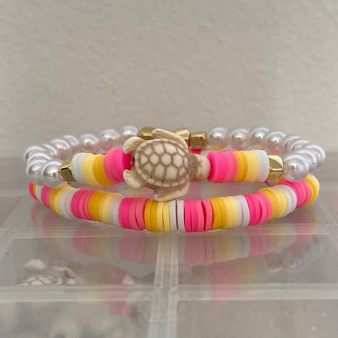 Summer Preppy Bracelets, Preppy Necklaces Beaded, Clay Bead Bracelet Set, Bracelets Clay, Paper Daisies, Make Clay Beads, Diy Paper Flowers, Clay Bead Necklace, Beaded Braclets