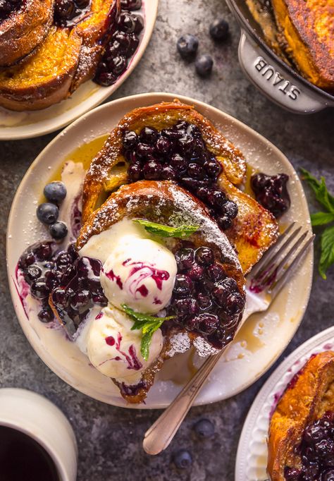 Winter Breakfast, Fancy Breakfast, Baker By Nature, Brioche French Toast, Blueberry Compote, French Breakfast, Gourmet Breakfast, Lazy Saturday, Breakfast Casseroles