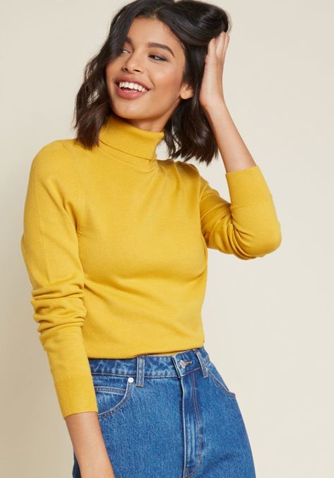 Plopping Curly Hair, Yellow Turtleneck, School Sweater, How To Wear A Wig, Winter Outfits For School, Charter School, Long Pullover, Black Turtleneck, Yellow Fashion