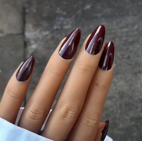 Black Cherry Nails Almond, Black Cherry Chrome Nails, Black Cherry Nails Acrylic, Cherry Coke Nails, Cherry Brown Nails, Dark Cherry Nails, Black Cherry Nails, Hand Nails, Nails Luxury