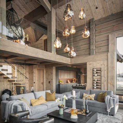 loft cabin, norway - Bomma (English) Modern Cabin Interior, Hanging Lamps Living Room, Loft Cabin, Cabin Loft, Modern Chalet, Chalet Interior, Chalet Design, Modern Barn House, Bedroom Light Fixtures