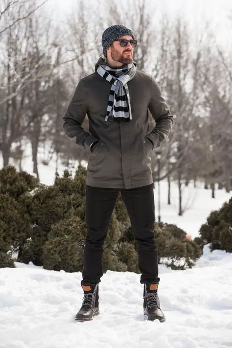 2024 Guide to winter closet items for men 15 ideas Winter Outfits Snow, Trendy Winter Fashion, Winter Outfits For School, Winter Schnee, Snow Outfit, Winter Outfits Cold, Outfits Hombre, Mens Winter Boots, Winter Outfits Men