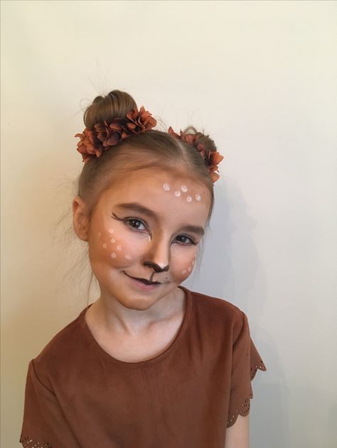 Kids Deer Face Paint, Fawn Face Paint, Dear Face Paint, Bambi Face Makeup, Chipmunk Face Paint, Squirrel Face Paint, Reindeer Makeup Kids, Deer Face Painting, Deer Costume Diy