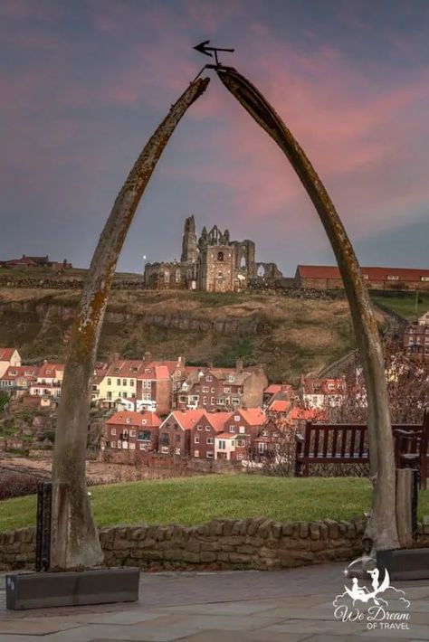 Whitby England, Whitby Goth Weekend, Whitby Abbey, British Seaside, North York Moors, Wallpapers Images, England And Scotland, Seaside Towns, Wallpapers Backgrounds