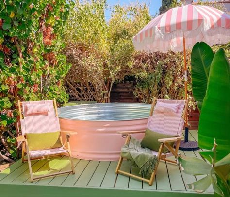 21 Small Backyard Pool Ideas (With Photos of Tiny Pools) | Apartment Therapy Small Backyard Pool Ideas, Cowboy Pool, Stock Pools, Small Backyard Pool, Backyard Pool Ideas, Stock Tank Pool, Tank Pool, Round Pool, Backyard Pools