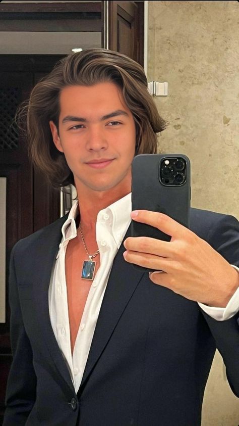 80 Mens Hairstyle, Long Asian Men Hairstyles, Boy Haircuts Long, Guy Haircuts Long, Mens Hairstyles Medium, Mens Hairstyles Thick Hair, Men's Long Hairstyles, Medium Length Hair Men, Men Haircut