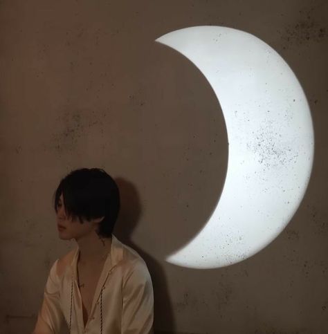 Korean Night Aesthetic, Photoshoot Album Cover, Japanese Photoshoot, Loose Shirt Outfit, Night Aesthetic Dark, Korean Night, Brown Moon, Moon Light, Loose Shirt