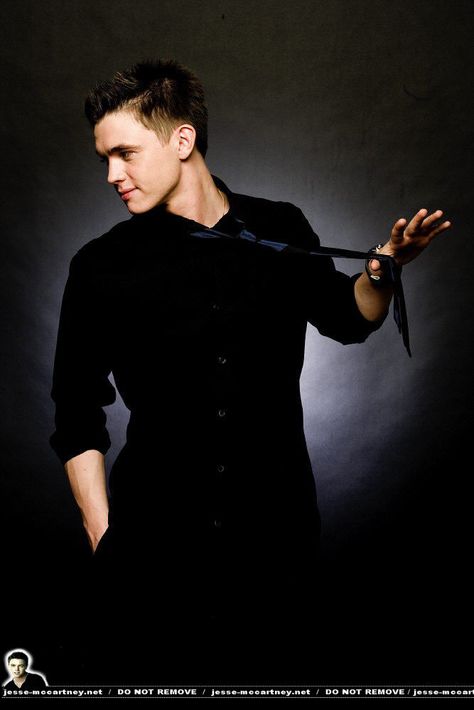 Jesse McCartney Jessie Mccartney, Jesse Mccartney, Famous Person, Male Celebs, I Still Love Him, Famous Men, Celebrity Look, All Music, Music Love