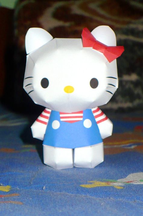 Hello Kitty papercraft by IGDLTV on DeviantArt Cute Origami Hello Kitty, Hello Kitty Papercraft Templates, Hello Kitty Printables Templates, Hello Kitty Cardboard Craft, Diy Hello Kitty Crafts Paper, Hello Kitty Diy Paper, Papercraft Kitty, Paper Crafts Hello Kitty, Hello Kitty Arts And Crafts