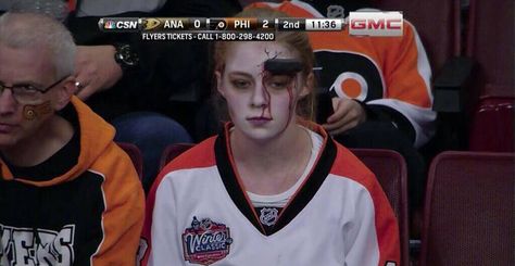 If there's a better Halloween costume to wear to a hockey game I'd like to see it. Hockey Halloween Costume, Hockey Player Costume, Hockey Halloween, Hockey Game, Hockey Games, Halloween This Year, Hockey Player, Hockey Fans, Philadelphia Flyers