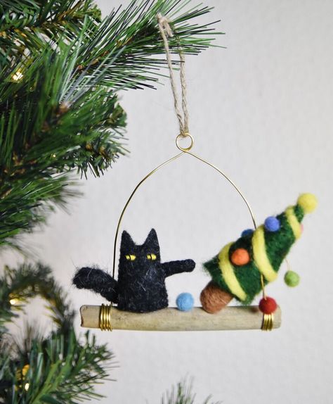 Polymer Clay Wood, Polymer Clay Cat, Mini Cat, Cat Christmas Ornaments, Homemade Ornaments, Homemade Cat, Christmas Clay, Needle Felting Projects, Diy Cat