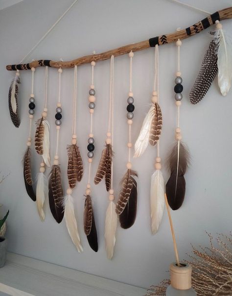 Native American Inspired Bedroom, Native American Farmhouse Decor, Large Wall Art Ideas Diy, Native Decor Ideas, Native American Room Ideas, Native American Inspired Decor, Modern Native American Decor, Native Bedroom Ideas, Native American Themed Bedroom