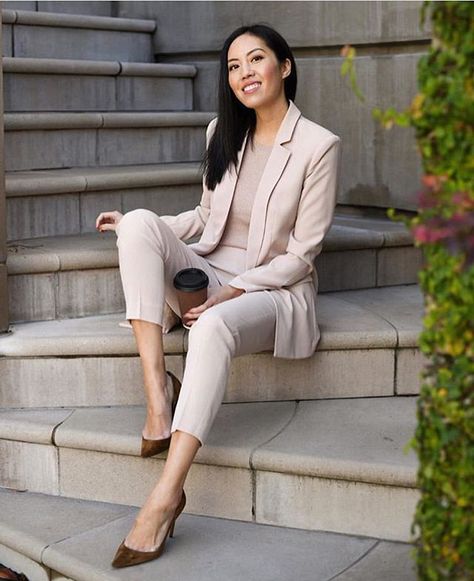 Dress Like A Boss, Women Office Outfits, Boss Lady Outfit, Work Outfit Office, Business Professional Outfits, Professional Work Outfit, Jean Large, Summer Work Outfits, Business Casual Dresses