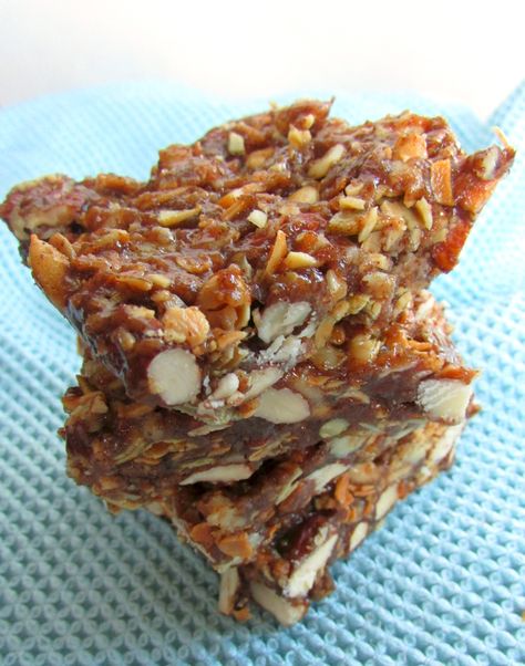 Nut And Seed Bars, Seed Snacks, Healthy Snack Bars, Seed Bars, Nut Bars, Healthy Bars, Paleo Treats, Paleo Snacks, Eat Real Food