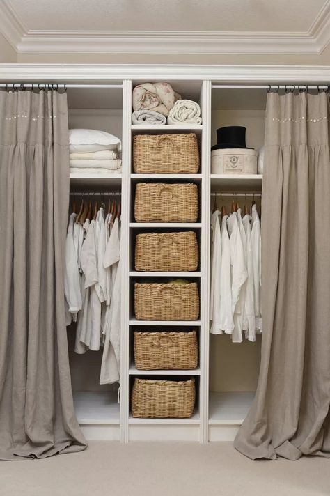 Små Rum Lidt Plads, Ikea Units, Design Ložnic, Best Closet Organization, Organized Closet, Desain Furnitur Modern, Open Closet, Diy Wardrobe, Bilik Tidur