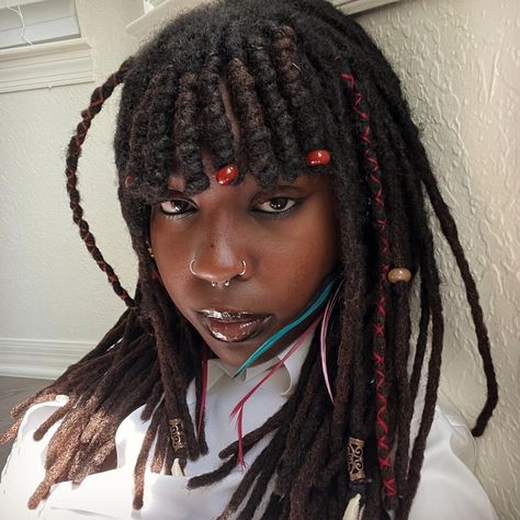 Dreadlocks With Bangs Black Women, Dread Bangs Black Women, Locs Bangs Black Women, Dreads With Bangs Black Women, Goddess Locs With Bangs, Loc Mullets Women, Dreadlocks Bangs, Locs W Bangs, Straight Hair Reference