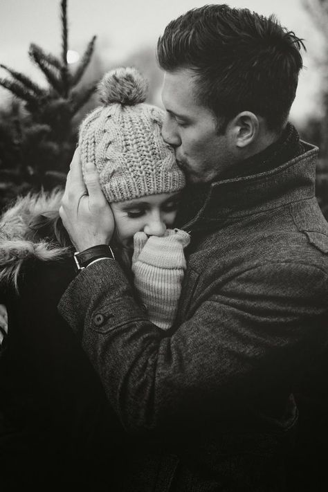 kissing the top of my head or forehead. That screams I LOVE YOU in the softest, sweetest, quietest and most assuring way. Traditions For Couples, Shooting Couple, Anais Nin, England Wedding, Winter Engagement, Stay Young, The Perfect Guy, Makes You Beautiful, Photo Couple