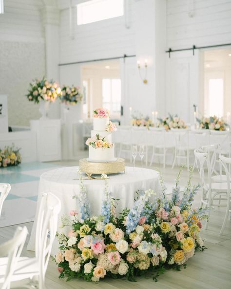 ✨Vows that Wow | Special Feature✨⁠ Ashton & Carter’s Colorful Pastel Wedding⁠ ⁠ Details we love:⁠ 🌸 ⁠The beautiful & lush floral arch by @vellanestfloral⁠ 👗 ⁠The brides stunning fitted gown with a sweetheart neckline from @stardustbrides⁠ 🤍 The complimenting pastel color palette with @thenestatruthfarms venue⁠ ✨️ ⁠The light blue checkered dance floor⁠ ⁠ “My favorite memory of our wedding day was our first look and the private dinner we did as a couple. Those were both very special moments tha... Spring Floral Wedding Cake, Pastel Wedding Ceremony, Colorful Pastel Wedding, Mint Pink Wedding, Checkered Dance Floor, Pastel Wedding Decorations, Blue Yellow Weddings, Pastel Wedding Colors, Pastel Wedding Theme