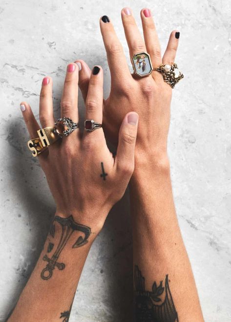 Harry Styles Just Dropped a Non-Binary Vegan Beauty Brand. Here’s Why We’re Obsessed with His Nail Polish.  | VegNews Harry Styles Hands, Harry Styles Nails, Mens Nails, Acrylic Nail Brush, Minimalist Nails, Nail Brushes, Vegan Beauty, Nail Paint, Nail Art Diy