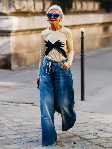 Denim Trends 2023, Trends Fall 2023, Denim Street Style, Jeans Street Style, Estilo Denim, Fall Denim, Trends 2023, White Denim Jeans, Double Denim