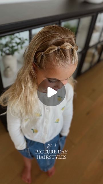 Camilla Thurman on Instagram: "My friends, I promised you more school hairstyles! So let’s have some fun with picture day hairstyles for school, family photos, or whatever you have on your calendar! 🫶🏻✨  Comment HAIR and I will send you a DM to shop everything we use!   We shared this exact hairstyle last year for back to school and it just is too perfect!! Planning on having Lucy wear it again for her first day in next week!   Don’t forget to enter in my August back-to-school GIVEAWAY!  Share any hairstyle (and as many as you want to) that you try on your stories and tag me! Every tag/story is an entry!  I’ll be picking 2 of you to send some of our favorite hair goodies! Giveaway will end on 8/31 ✨  #backtoschool #backtoschoolgiveaway #backtoschoolshopping #backtoschoolhair #backtoschoo Cute School Photo Hairstyles, Bubble Hair Ideas, Kids Hair For Picture Day, Long Girls Hairstyles, 1st Grade School Pictures Hair, 70s Hairstyles For Kids, School Picture Day Hairstyles Short Hair, Picture Day Hair Kindergarten, Dance Picture Hair