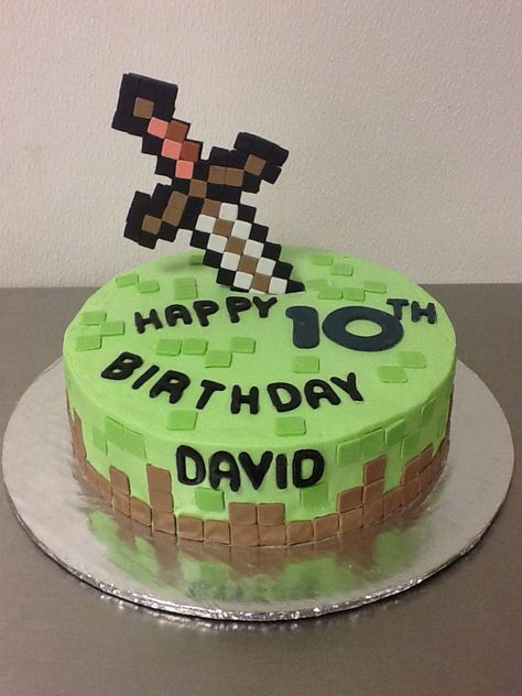 Minecraft theme cake with fondant sword Minecraft Dort, Lego Themed Cake, Minecraft Party Food, Boat Cake, Minecraft Birthday Cake, Lego Birthday Cake, 7th Birthday Cakes, About Trees, Bolo Minnie