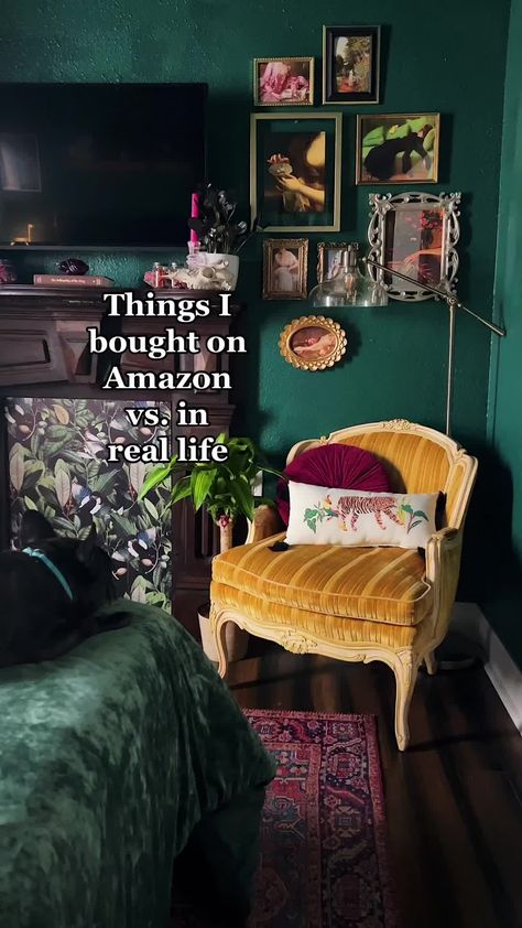 Dark Green Living Room, Decorate Room, Building Things, Moody Aesthetic, Houses Ideas, Bedroom Remodel, Room Makeover Inspiration, House Room, Remodel Bedroom