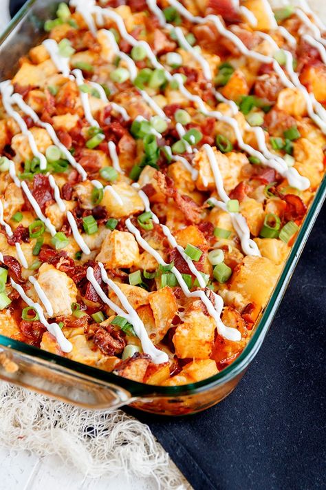 Buffalo Chicken Potato, Chicken And Potato Casserole, Loaded Potato Casserole, Baking Chicken, Chicken Potato Casserole, Loaded Baked Potato Casserole, Chicken Potato Bake, Chicken And Potato, Buffalo Chicken Casserole