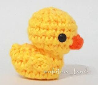 Duck Amigurumi, Crochet Duck, Chunky Crochet Blanket, Crochet Disney, Quick Crochet, Crochet Keychain, Crochet Heart, Amigurumi Free, Crochet Art