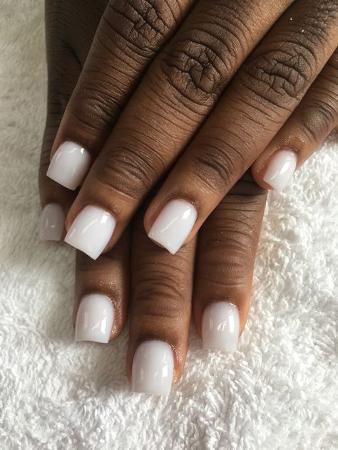 White Press On Nails Short, Cream White Nails Gel, White Baddie Nails Short, Short Cream Nails, White Nails On Black Women, White Nails Black Women, Short White Nails Acrylic, White Shirt Nails, Cream White Nails