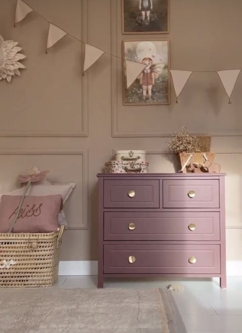 Juliets Room, Purple Bedroom Ideas For Kids, Bebe Bedroom, Pink Toddler Rooms, Sisters Bedroom, Pink Baby Room, Kids Rooms Inspo, Interesting Interiors, Big Room