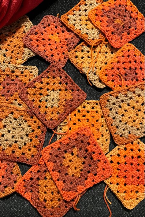 Crochet Autumn Granny Square, Orange Granny Square Blanket, Autumn Granny Squares, Fall Granny Square Blanket, Fall Granny Square, Orange Granny Square, Fall Crochet Projects, Orange Blanket, Crochet Granny Squares