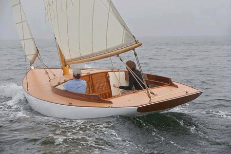 Just beautiful! Classic Sailboat, Buzzards Bay, Yacht Model, Sailing Dinghy, Wooden Sailboat, Small Sailboats, Classic Sailing, Classic Wooden Boats, Classic Yachts