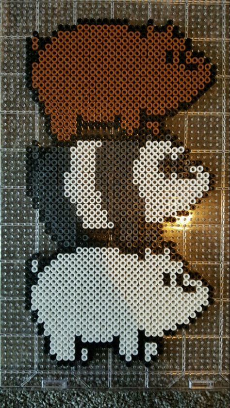 We Bare Bears Crafts, We Bare Bears Perler Beads, Ice Bear Pixel Art, Perel Bead Ideas Cute, Pixel Art Bear, Bear Perler Beads, We Bare Bears Panda, Baby Pandas, Melt Beads Patterns