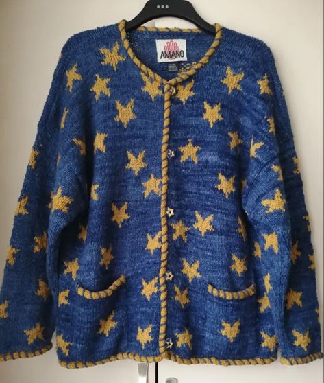 Star Cardigan, Coraline Jones, Star Sweater, School Looks, Mode Inspo, Coraline, Mode Vintage, Dream Clothes, Look Cool