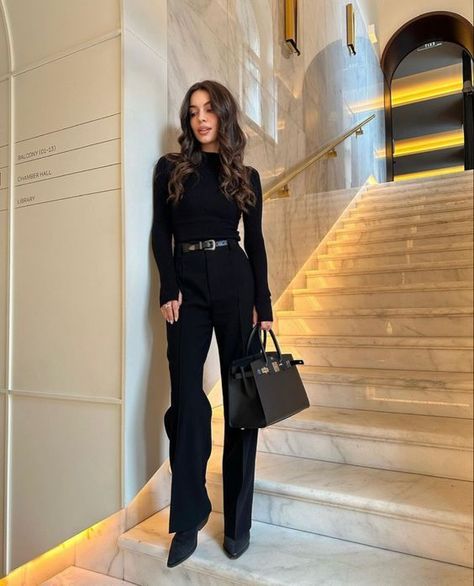 korean outfit style The Little Black Dress, Wardrobe Tips, Outfits Chic, Mode Chic, Old Money Style, Nice Style, Stylish Work Outfits, Looks Black, Ținută Casual