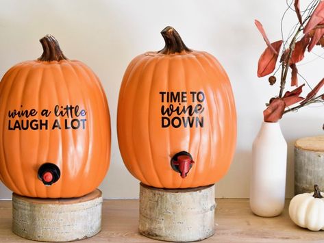 Check This Out! This Fall’s Must-Have Bar Accessory: A #DIY Pumpkin Wine Dispenser Mend Holes, Creative Pumpkin Painting Ideas, Mason Jar Sewing Kit, Pumpkin Wine, Craft Pumpkins, Creative Pumpkin Painting, Diy Jar, Diy String Lights, Wine Dispenser