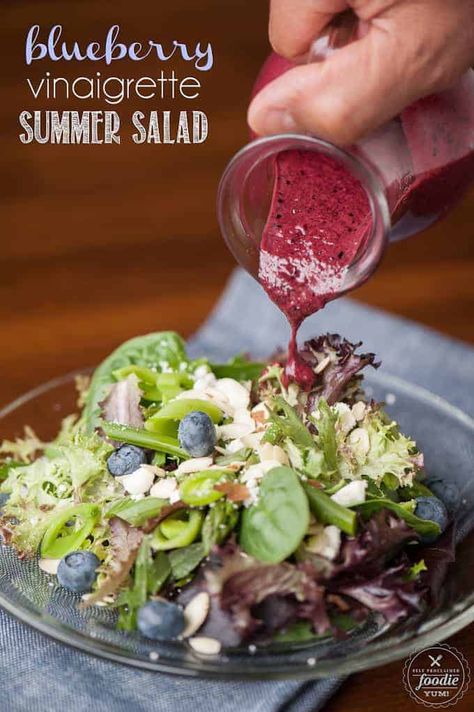 Berry Salad Dressing, Blueberry Salad Dressing, Blueberry Salad Recipes, Blueberry Vinaigrette, Vinaigrette Dressing Recipe, Blueberry Salad, Gluten Free Salads, Berry Salad, Salad Dressing Recipes Homemade