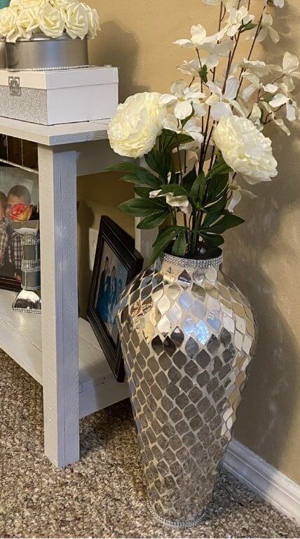 DIY Tall Vase Ideas for Decoration Tall Vase Ideas, Tall Floor Vase Arrangements, Large Vase Filler Ideas, Tall Floor Vase Ideas, Diy Tall Vase, Large Vase Ideas, Corner Vase, Floor Vase Arrangement, Flower Vase Ideas