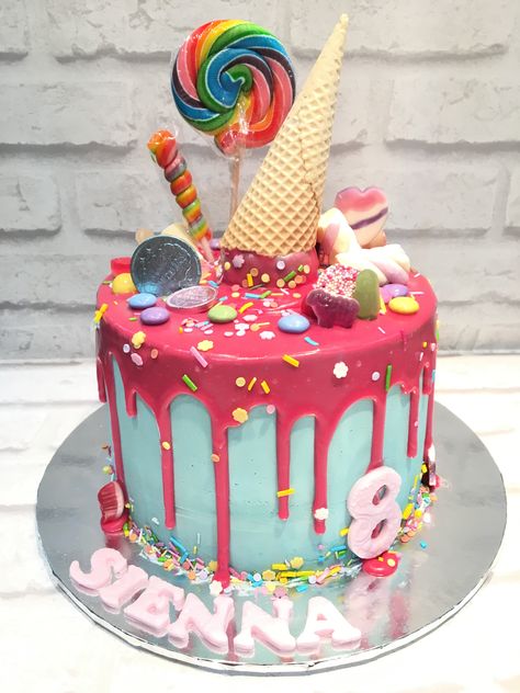 Melting ice cream and lollies drip cake Ice Cream Cake Design, Cake With Lollipops, Melted Ice Cream Cake, Cream Cake Design, Melting Cake, Drip Cake Recipes, Baby Ice Cream, Melted Ice Cream, Lolly Cake